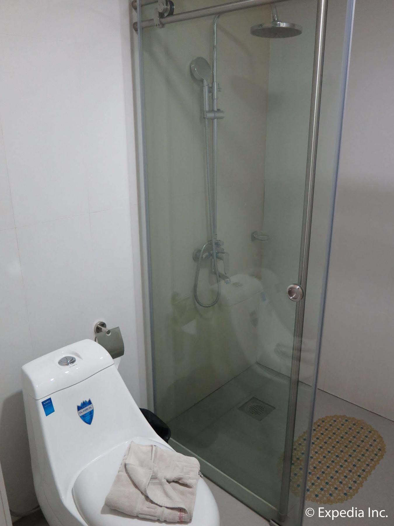 The Lucky 9 Budget Hotel Tagum Exteriör bild